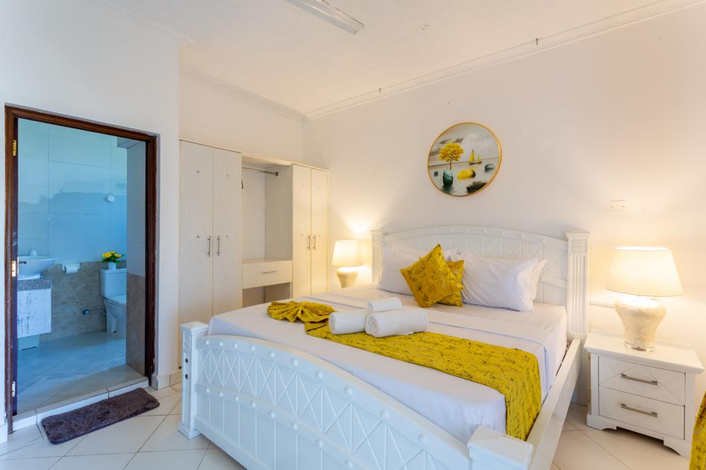 Rosa Mystica Furnished and Serviced Apartments — photo 9