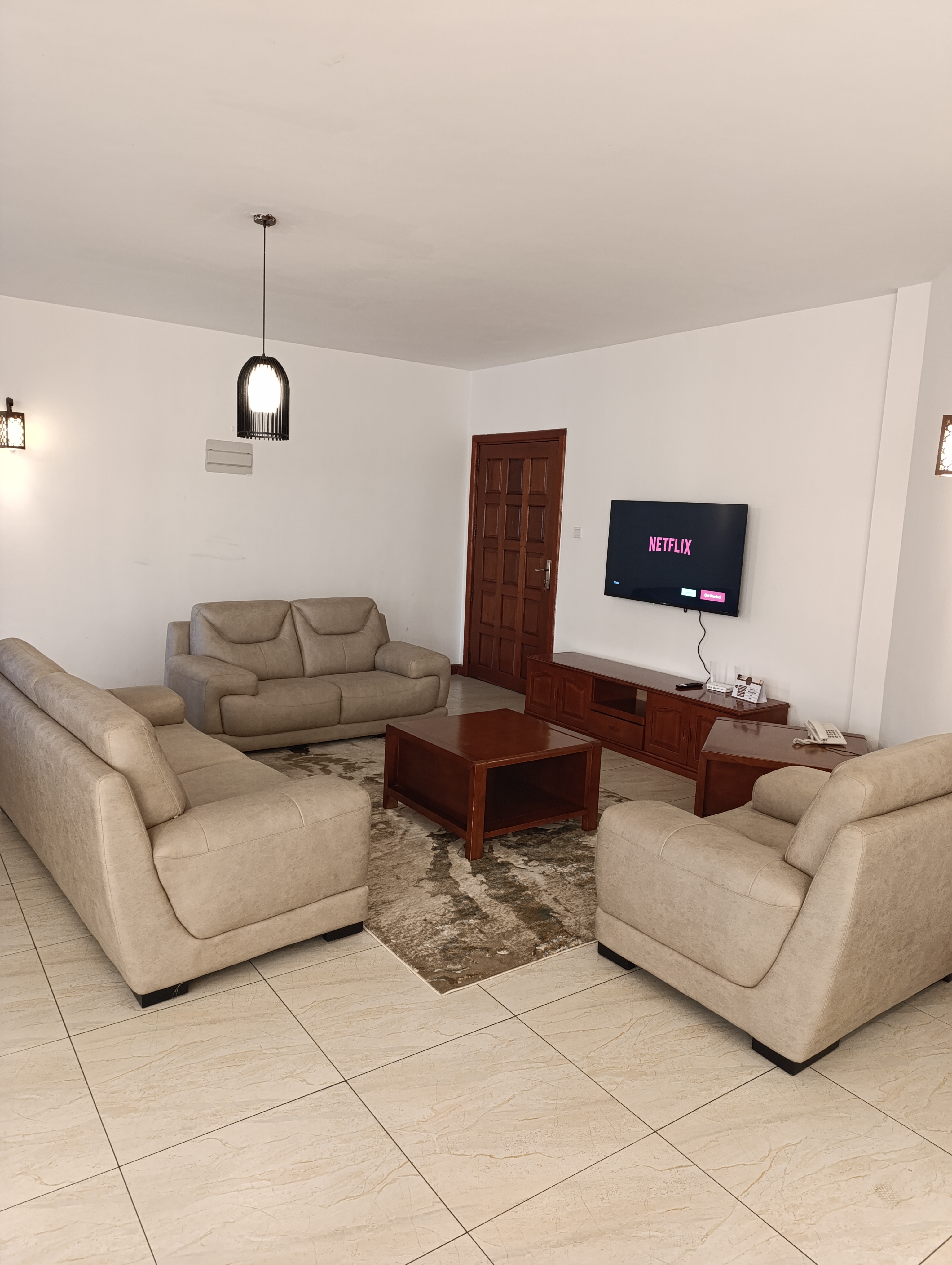 Kindaruma Road Residence Furnished Apartments — photo 3