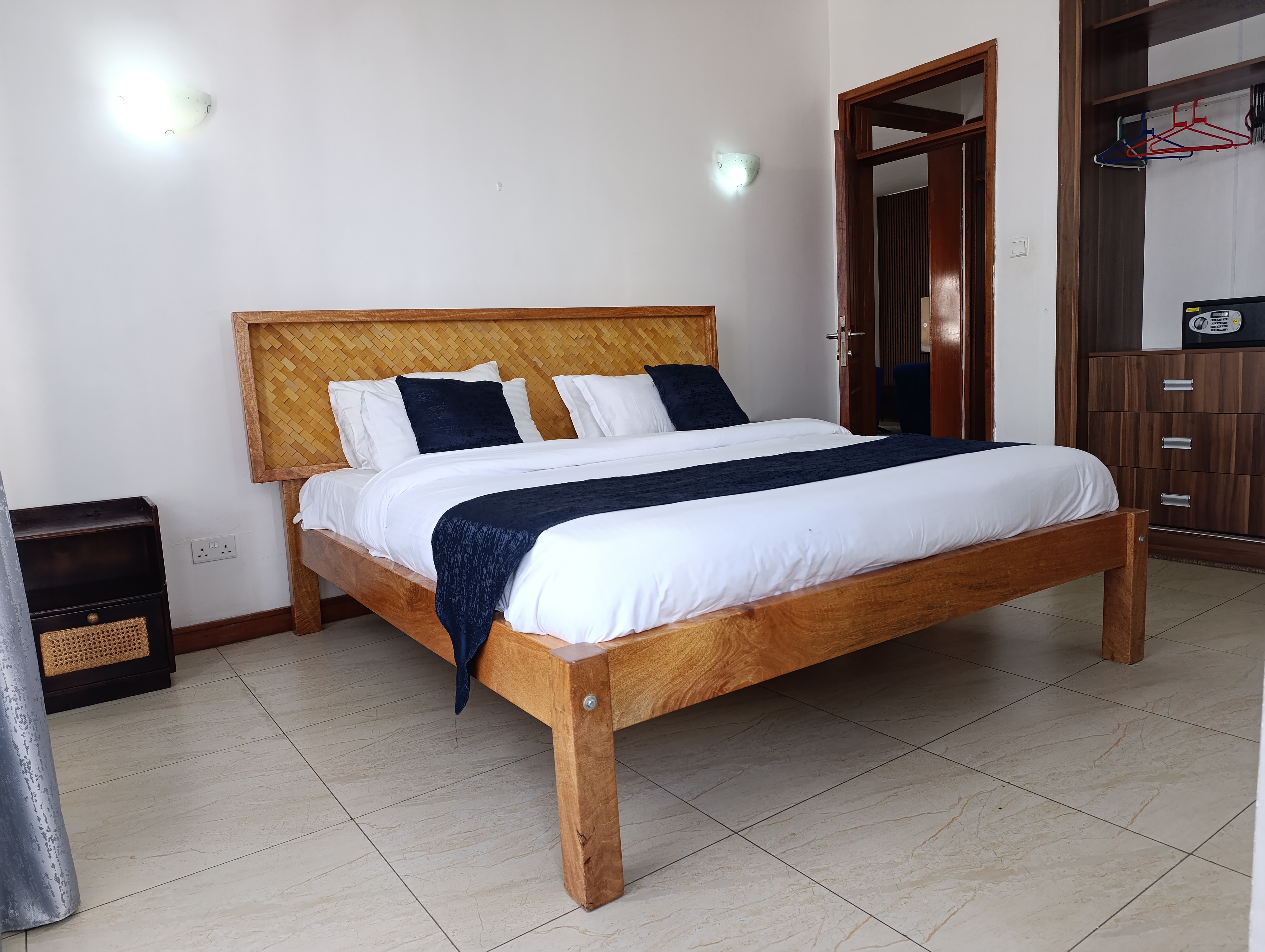 Myra Residence Furnished Apartments by Extended Stays 15